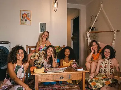 Psicólogas convidam leitores a ocupar espaço urbano com 'Cartografias Literárias'
