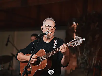 <strong>"Palco Sesc" tem Gilson Espindola nesta quarta-feira</strong>