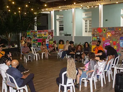 "Decoupando Paredes" realiza exposição de fechamento na Casa de Cultura
