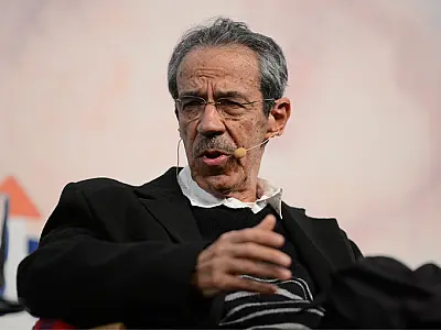 Poeta Armando Freitas Filho morre aos 84 anos vítima de Covid-19