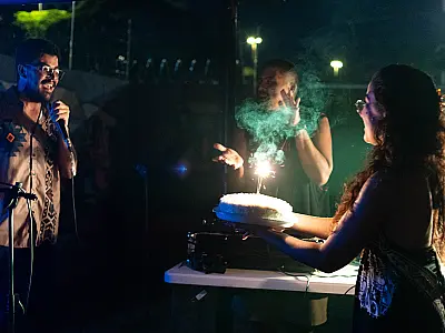 TeatrineTV celebra 4 anos com apoio urgente da Énois