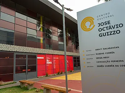 Com 'Sofrência' sertaneja, Arte nas Estações abre exposição na Capital de MS
