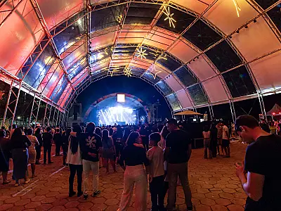 Festival América do Sul tem público pequeno no 1º dia dedicado a evangélicos