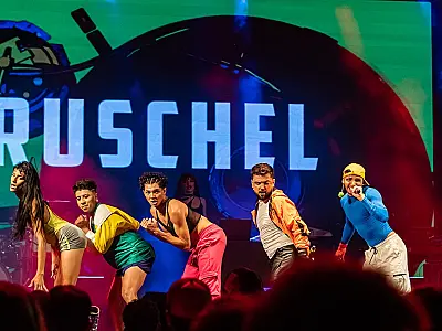 Julio Ruschel e Coletivo Close abrem show de Ludmilla no Campão Cultural