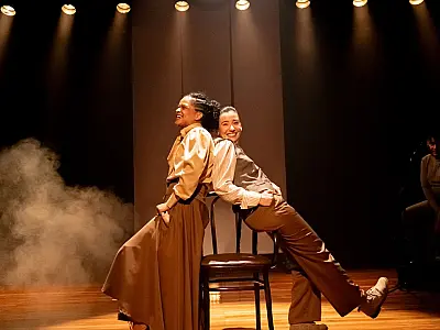 Com protagonismo negro, montagem requinta 'Dom Casmurro' de Machado de Assis