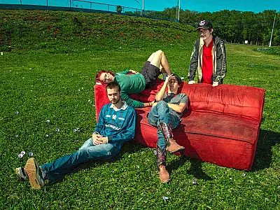Banda 'emo caipira' faz show inédito em Campo Grande