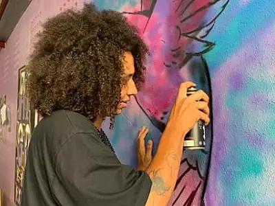 Exposição destaca diversidade da arte periférica goiana