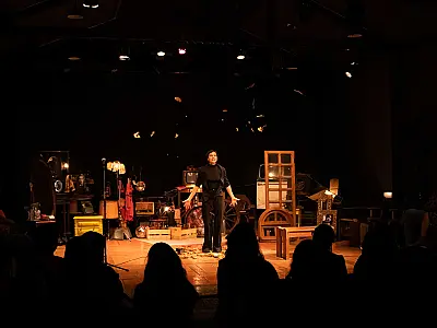 ​Sucesso de público, 'Como Nascem as Estrelas' destaca teatro único em Campo Grande