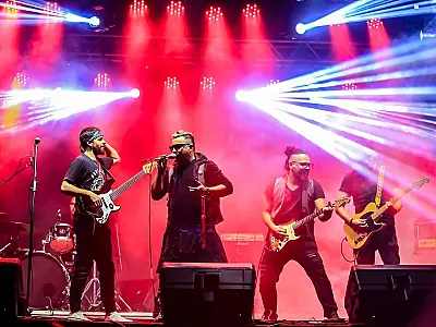 'Outra Terra' abre final da Batalha de Bandas