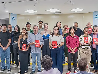 Festival da UFMS realiza algo inédito no país, diz escritor de 15 anos