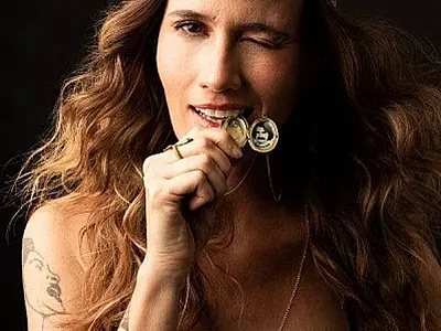 Show "Ana Cañas Canta Belchior" terá tradução ao vivo em Libras na UFGD