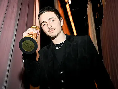 Após 14 anos de indicações, Timothée Chalamet conquista seu 1º Globo de Ouro