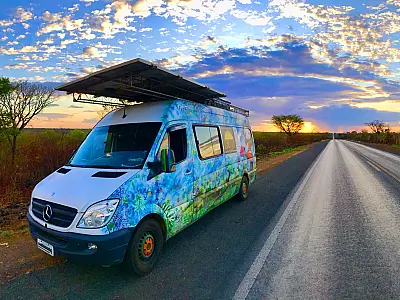 Cinema movido a energia solar chega em aldeia de MS