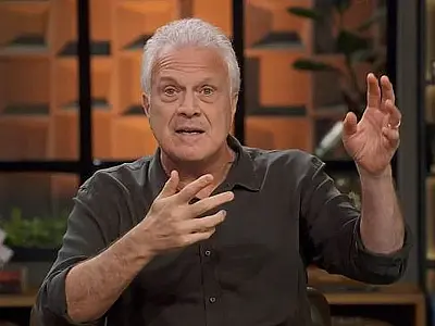 Pedro Bial entrevista astros da TV e jornalismo celebrando 60 anos da Globo