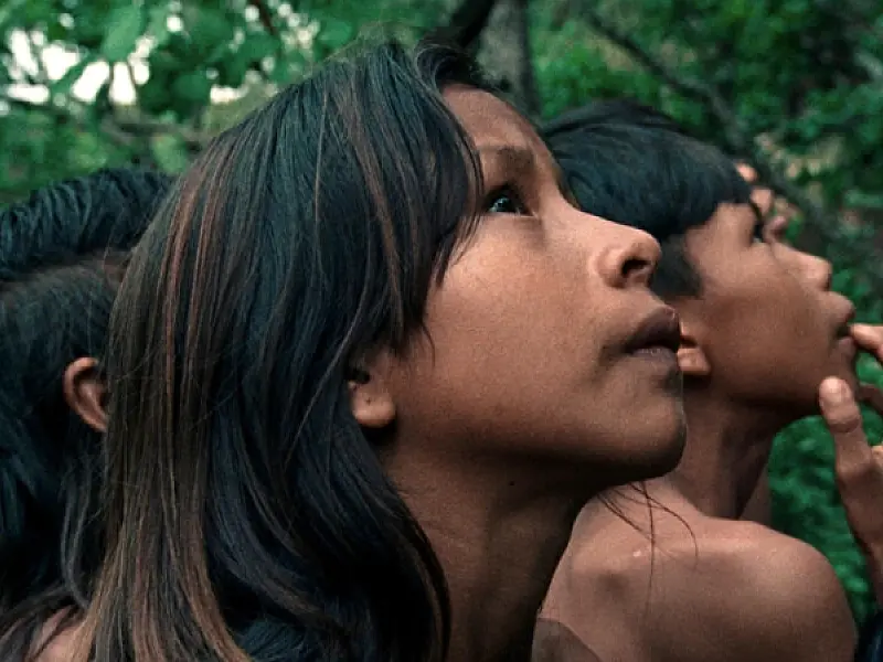 Filme brasileiro 'A Flor do Buriti' leva prêmio no Festival de Cannes