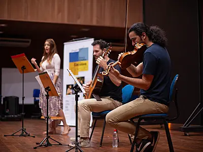Escolas e lares de idosos da capital recebem concertos gratuitos de música erudita