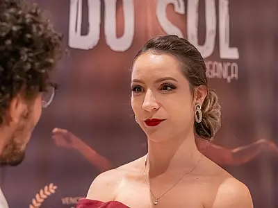Ana Brindarolli estreia nos cinemas 'dançando a violência'