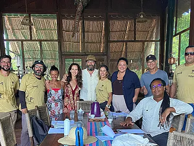 Atriz que fez 'Ana Raio' hospeda-se na fazenda de 'Zé Trovão' para gravação de série em MS