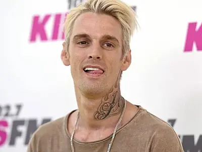 Ator e rapper, Aaron Carter é achado morto na banheira
