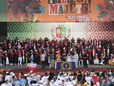 Cem pessoas recebem títulos de Dr. Honoris Causa em Campo Grande