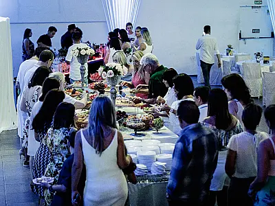 Réveillon do Clube Estoril será open bar, open food e com show de Tim Maia Cover