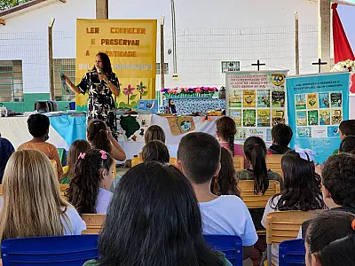 Escolas públicas de Três Lagoas recebem doação de kits de livros de literatura infantojuvenil 