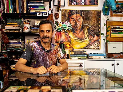 ​Vernissage abre exposição de Ghva,  com 27 telas indígenas em Campo Grande