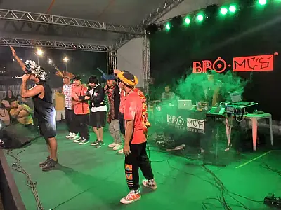 Com Alok, Brô MC's abre Acampamento Terra Livre em Brasília e convida Xamã