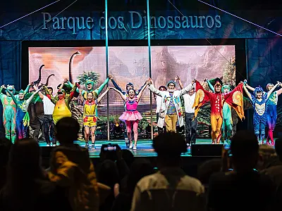 Aclamado circo chinês apresenta ‘Mundo Jurássico’ em MS