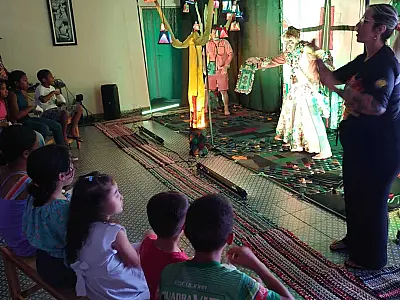 Grupo promove cinema, teatro e brincadeiras à quilombolas na Chácara Buriti