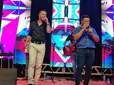 Em MS, sertanejos levaram milhões do orçamento da cultura sem licitação