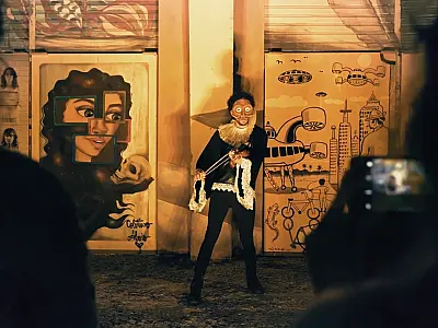 Única sessão: filme sobre a história dos Clowns de Shakespeare é exibido em Campo Grande
