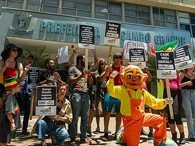 Adriane Lopes recebe manifestantes, assume calote na cultura e repete estratégia de Trad