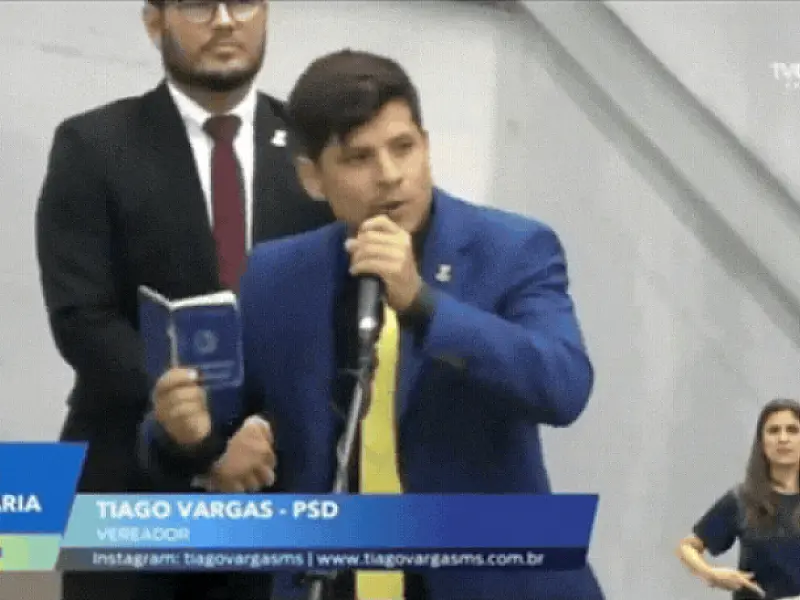 Condenado a pagar artista, Tiago Vargas 'chora' na justiça